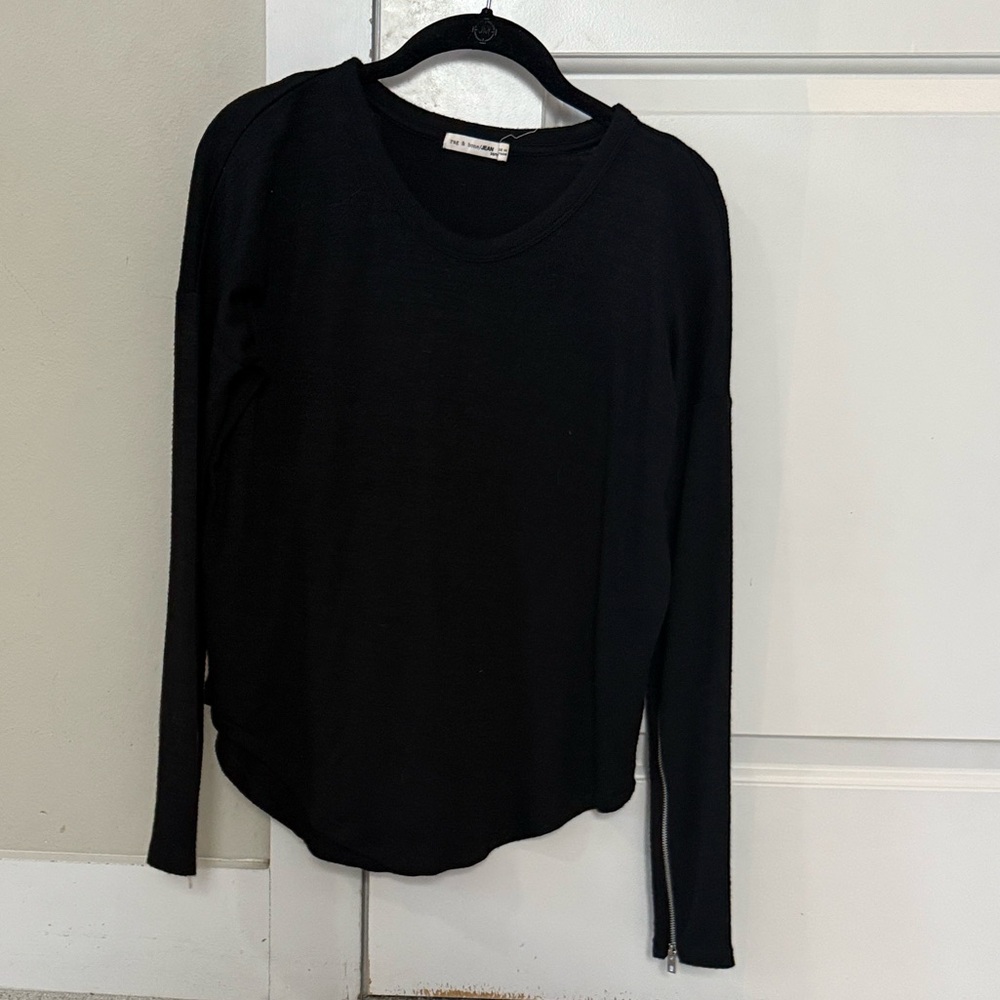rag & bone Black Long Sleeve Tee with Silver Zippers
